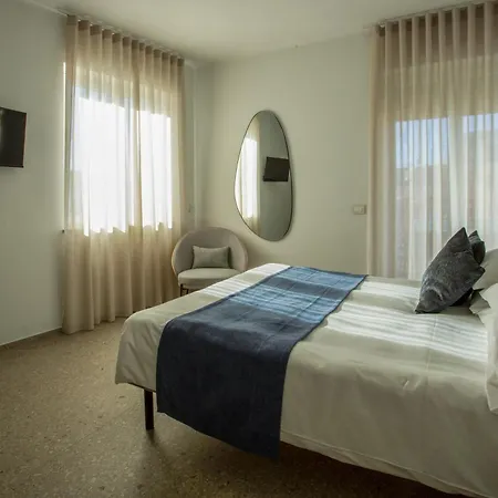 מלון דירות Palazzo Indaco קסטל די סנגרו