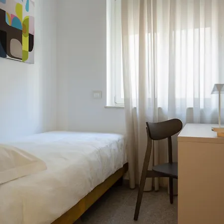 Palazzo Indaco Aparthotel *
