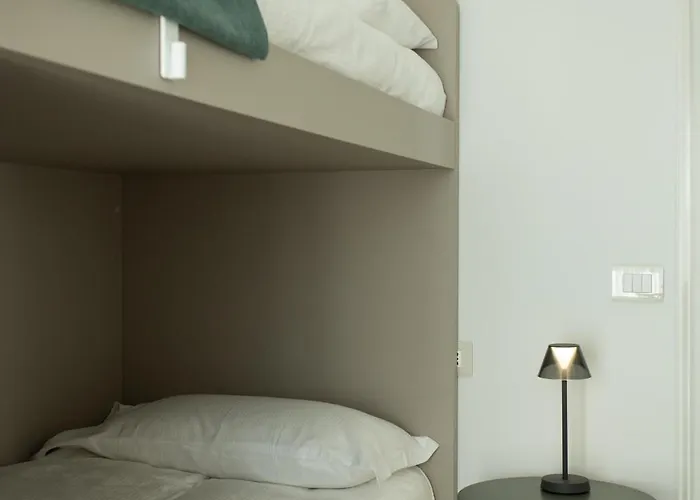 Palazzo Indaco アパートホテル 3*