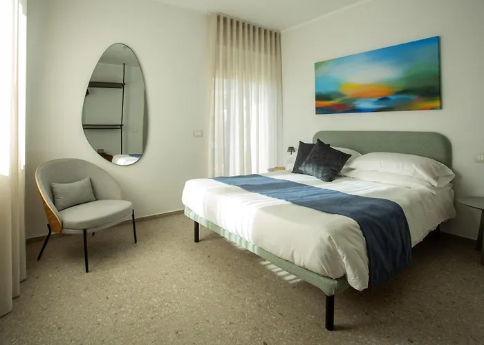 Palazzo Indaco アパートホテル