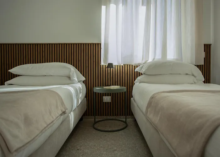 Palazzo Indaco アパートホテル カステル・ディ・サングロ