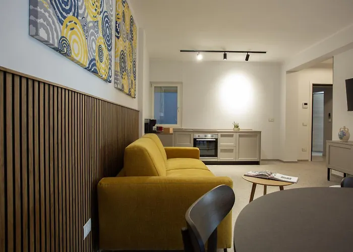 Palazzo Indaco アパートホテル